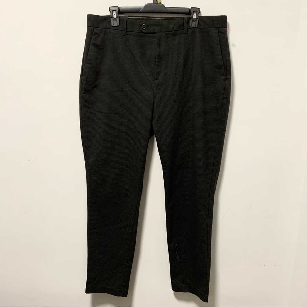Banana Republic Greyson Slim Tapered Fit Men’s Dress Pant 35Wx32L NWT.